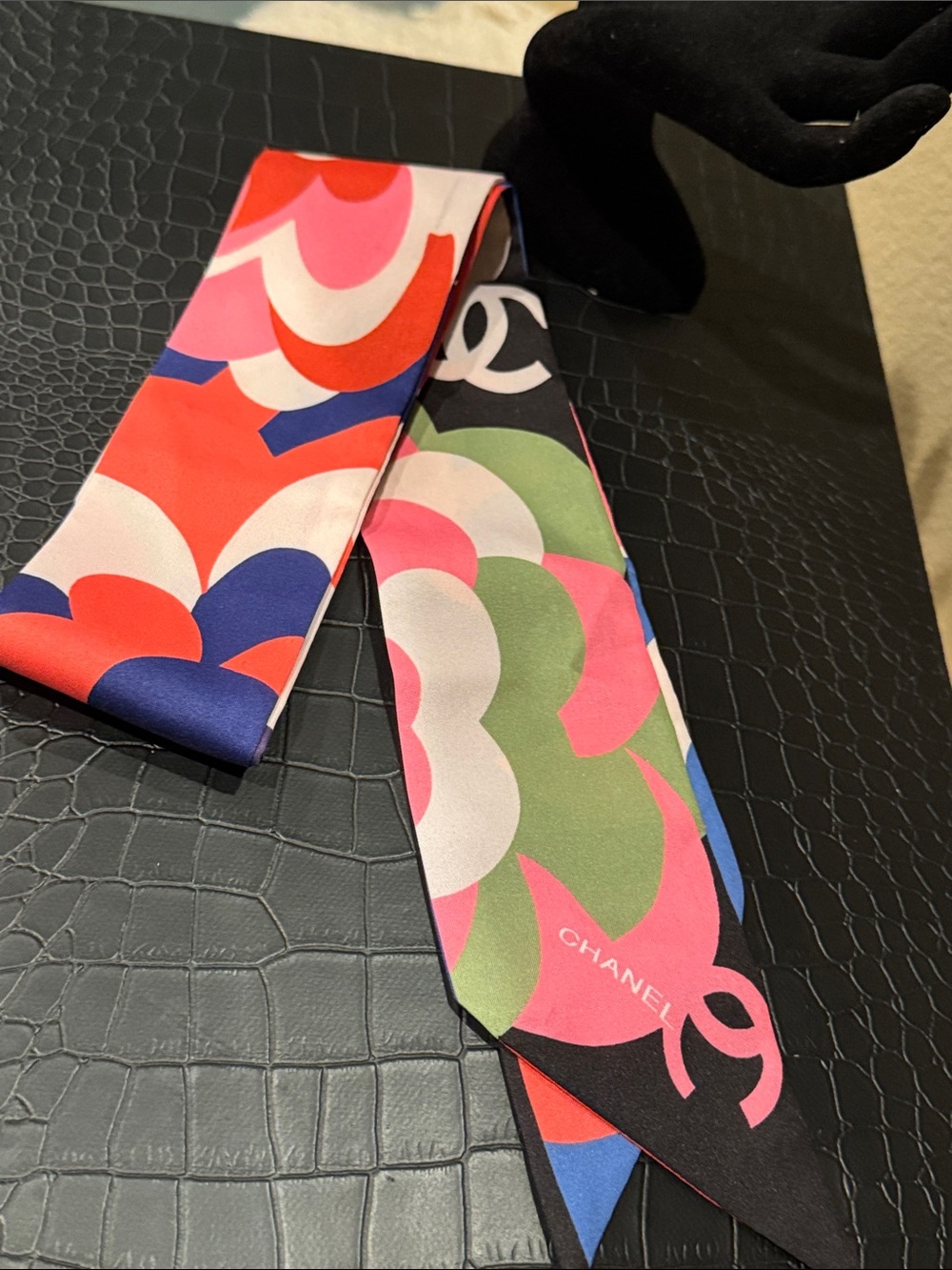 CC Colorful Abstract Silky Twillie  Scarf Tie